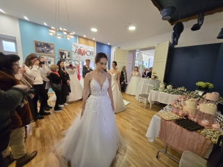 Esküvő kiállítás a kúriában - fotó: 