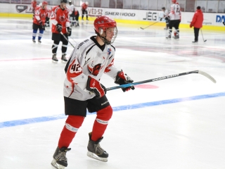 A Dunaújvárosi Acélbikák első jeges edzése - fotó: Ónodi Zoltán