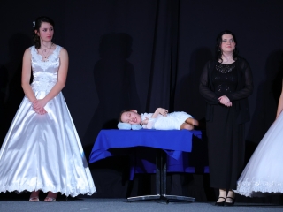 A Rosti iskola szalagavatója a Kultikban - fotó: 