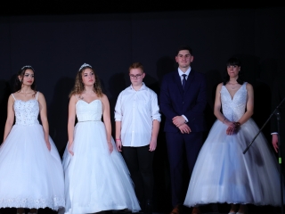 A Rosti iskola szalagavatója a Kultikban - fotó: 