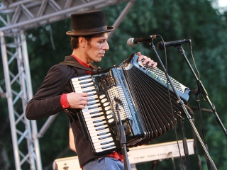 Ligetzáró képekben - a Maszkura és a Tücsökraj koncertje - fotó: Sándor Judit