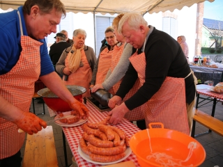 Sülve, főve, együtt – pillanatképek a kolbászfesztiválról - fotó: 