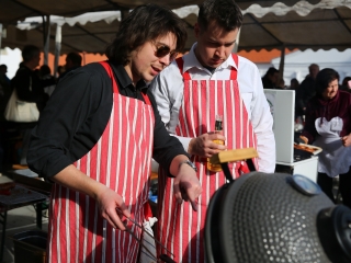 Sülve, főve, együtt – pillanatképek a kolbászfesztiválról - fotó: 