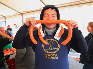 Sülve, főve, együtt – pillanatképek a kolbászfesztiválról - fotó: 