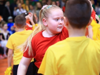 Farsangoltak az alsósok - fotó: 