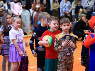 Farsangoltak az alsósok - fotó: 