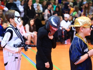 Farsangoltak az alsósok - fotó: 