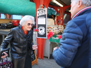 Nőnapi virág- és eseményözön - fotó: 