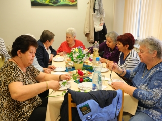 Nőnapi virág- és eseményözön - fotó: 