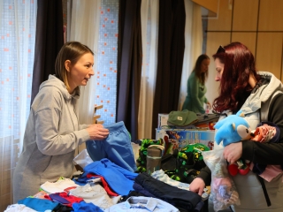 Nőnapi virág- és eseményözön - fotó: 