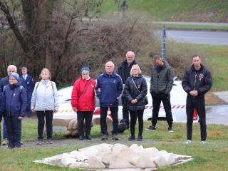 Ünnepi pillanatképek a forradalmi emlékműnél - fotó: 