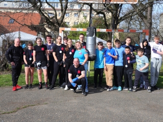 Ragyogj Kéken! és Csilingelő Hangok az autizmus világnapjára időzítve - fotó: 