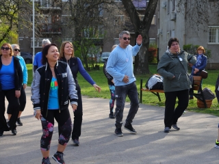 Ragyogj Kéken! és Csilingelő Hangok az autizmus világnapjára időzítve - fotó: 