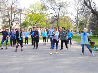 Ragyogj Kéken! és Csilingelő Hangok az autizmus világnapjára időzítve - fotó: 