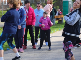 Ragyogj Kéken! és Csilingelő Hangok az autizmus világnapjára időzítve - fotó: 