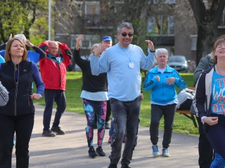 Ragyogj Kéken! és Csilingelő Hangok az autizmus világnapjára időzítve - fotó: 