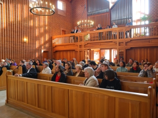 Ragyogj Kéken! és Csilingelő Hangok az autizmus világnapjára időzítve - fotó: 