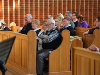 Ragyogj Kéken! és Csilingelő Hangok az autizmus világnapjára időzítve - fotó: 