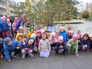 Húsvéti pompában a Városháza tér (galéria) - fotó: 