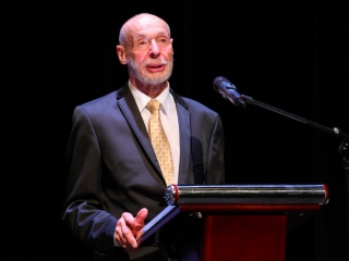 Díjátadó és szoboravatás az ünnepen - fotó: 