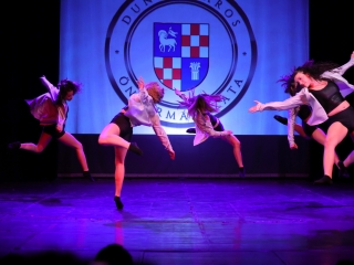 Díjátadó és szoboravatás az ünnepen - fotó: 