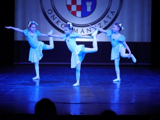 Díjátadó és szoboravatás az ünnepen - fotó: 