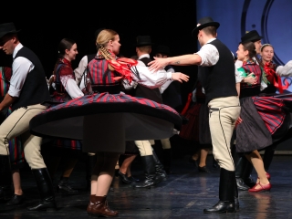 Díjátadó és szoboravatás az ünnepen - fotó: 