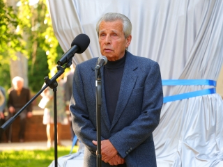 Díjátadó és szoboravatás az ünnepen - fotó: 