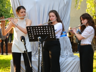 Díjátadó és szoboravatás az ünnepen - fotó: 