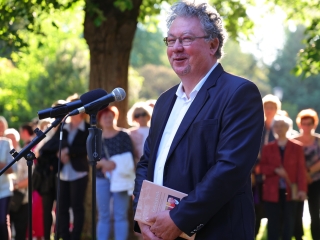 Díjátadó és szoboravatás az ünnepen - fotó: 