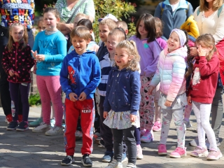 DLSZ-rajzverseny a mozi előtt (2025) - fotó: 