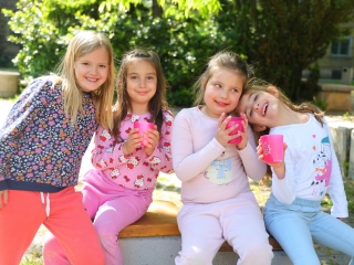 DLSZ-rajzverseny a mozi előtt (2025) - fotó: 