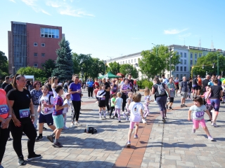 Jót, Fut a Város - Dunaújváros! (2025) - fotó: 