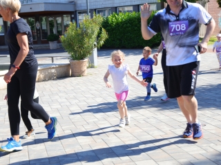 Jót, Fut a Város - Dunaújváros! (2025) - fotó: 