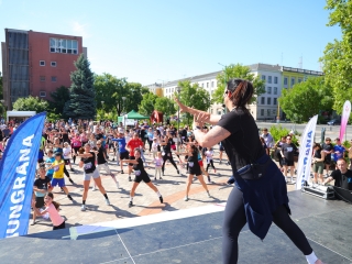 Jót, Fut a Város - Dunaújváros! (2025) - fotó: 