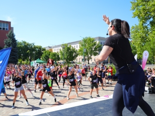 Jót, Fut a Város - Dunaújváros! (2025) - fotó: 