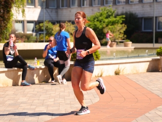 Jót, Fut a Város - Dunaújváros! (2025) - fotó: 