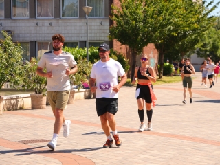 Jót, Fut a Város - Dunaújváros! (2025) - fotó: 