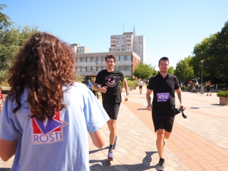 Jót, Fut a Város - Dunaújváros! (2025) - fotó: 