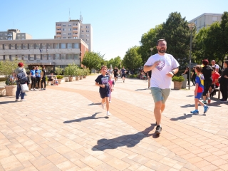 Jót, Fut a Város - Dunaújváros! (2025) - fotó: 