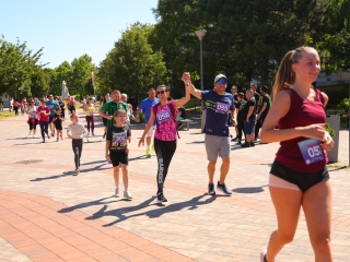 Jót, Fut a Város - Dunaújváros! (2025) - fotó: 