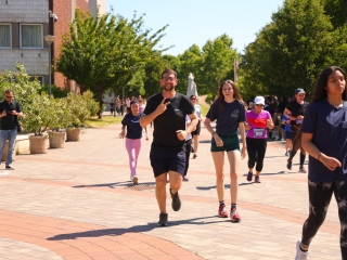 Jót, Fut a Város - Dunaújváros! (2025) - fotó: 