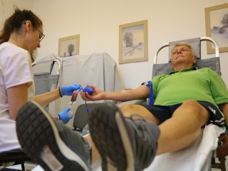  Garázsvásár és véradás (2025) - fotó: 