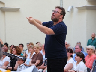 Parádés koncert a múzeumkertben - fotó: 