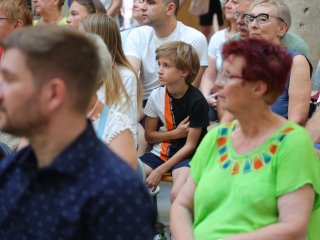 Parádés koncert a múzeumkertben - fotó: 