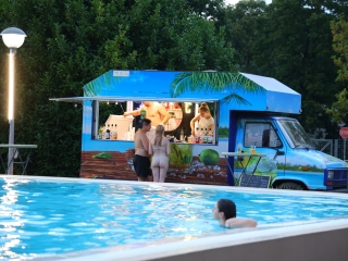 Strandok Éjszakája (2025) - fotó: 