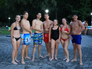 Strandok Éjszakája (2025) - fotó: 