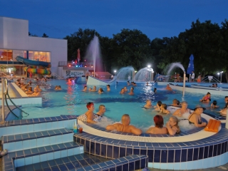 Strandok Éjszakája (2025) - fotó: 