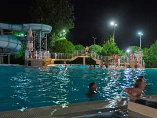 Strandok Éjszakája (2025) - fotó: 