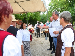 Hagyd otthon az unokád! (2025) - fotó: 